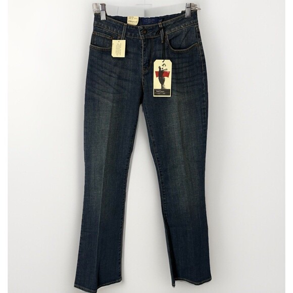 NWT Levi’s Women’s Bold Curve Bootcut Dark Wash Blue Jeans Size 4/27 Whiskered - Picture 1 of 14